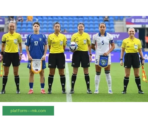 卢索女足世界杯半决赛精彩单刀破门助球队锁定胜局