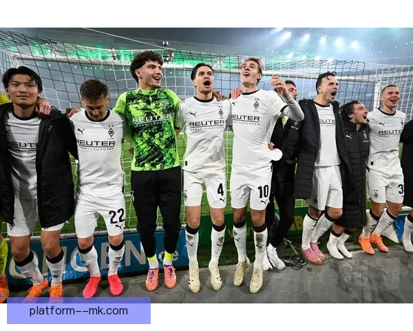 门兴格拉德巴赫战绩持续低迷引发危机球队重建未来走向成德甲焦点